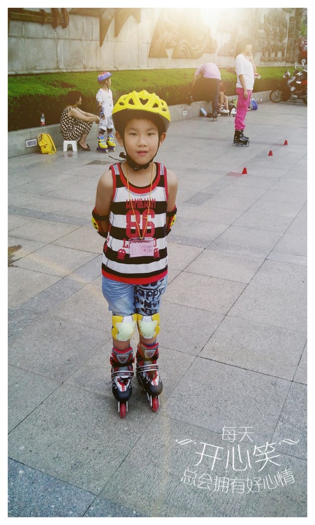 金东浩成长日记学习溜冰照片MA201410280012000013-05-01c253001