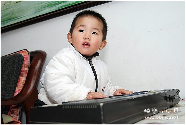 金东浩成长日记弹琴照片jdh_20657