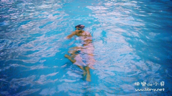 金东浩成长日记冬天的游泳馆体验照片