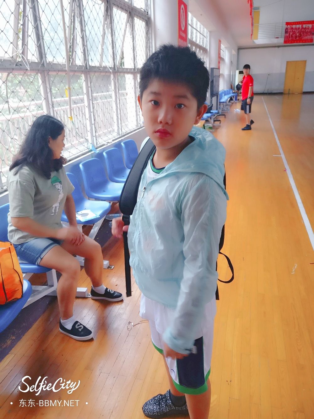金东浩成长日记老妈陪着篮球训练照片SelfieCity_20210915152906_org.jpg