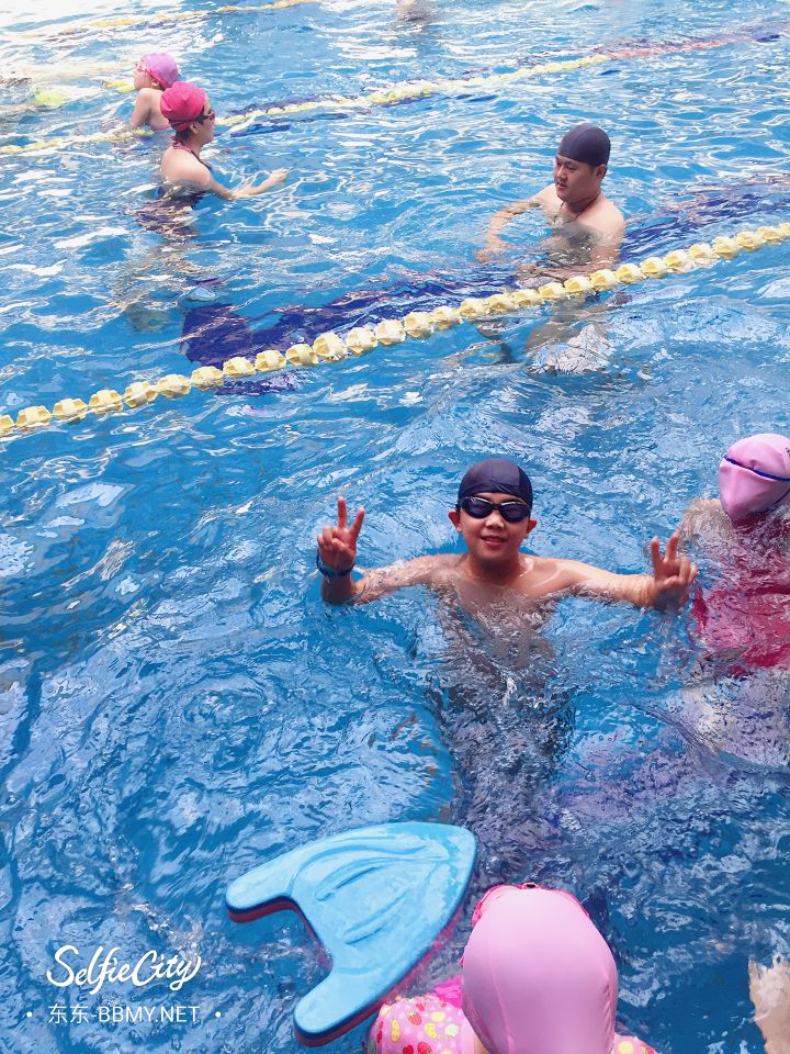 金东浩成长日记开学周末与同学一起游泳照片SelfieCity_20210917101048_org.jpg
