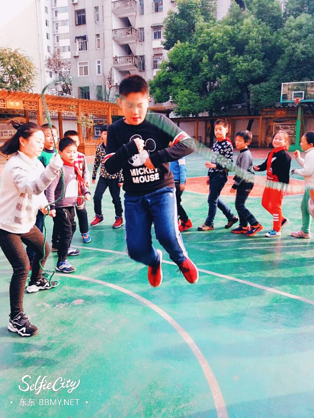 金东浩成长日记学校跳绳运动练习照片SelfieCity_20210920112022_org.jpg