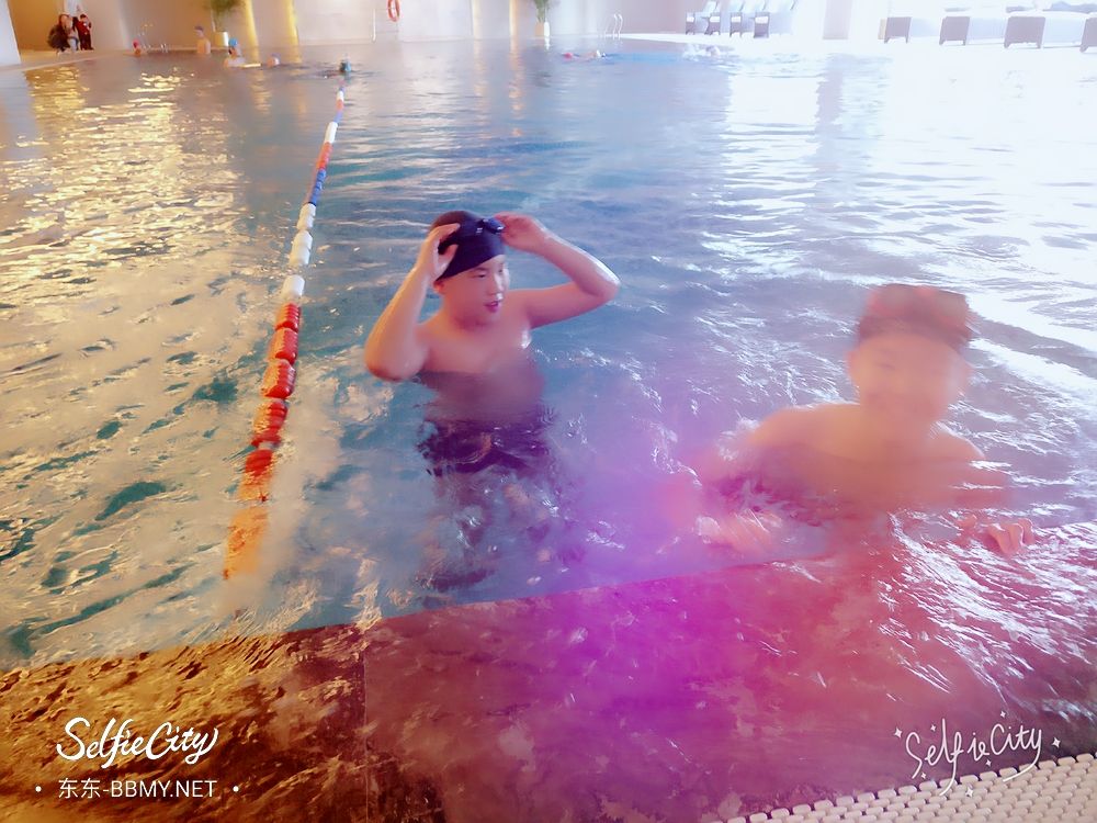 金东浩成长日记年初一和哥哥去游泳照片SelfieCity_20210922140347_org.jpg