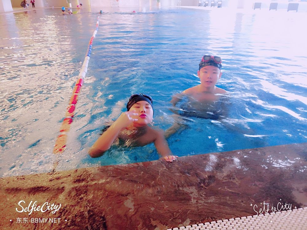 金东浩成长日记年初一和哥哥去游泳照片SelfieCity_20210922140354_org.jpg